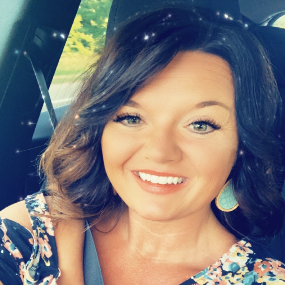 Meet your Posher, Dena
